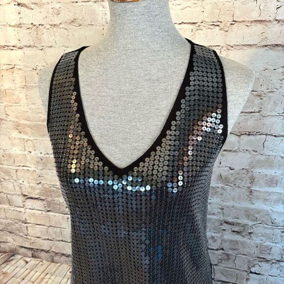 Sioni Black Sequin Sleeveless Tank Top Blouse V-Neck Sweater Knit Small NWT - Picture 2 of 6